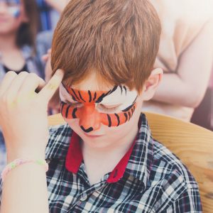 Hiring a Reliable and Friendly Face Painter