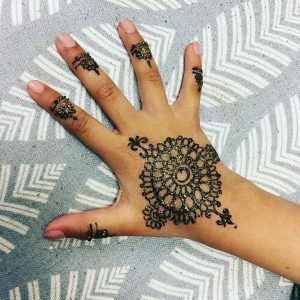 henna-tattoo-service-toronto-5